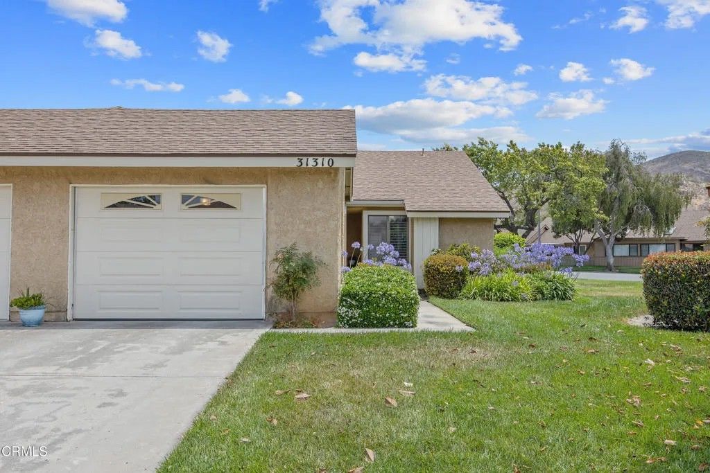 Photo of 31310 village 31 Vlg, Camarillo, CA 93012 (MLS # V1-33186)