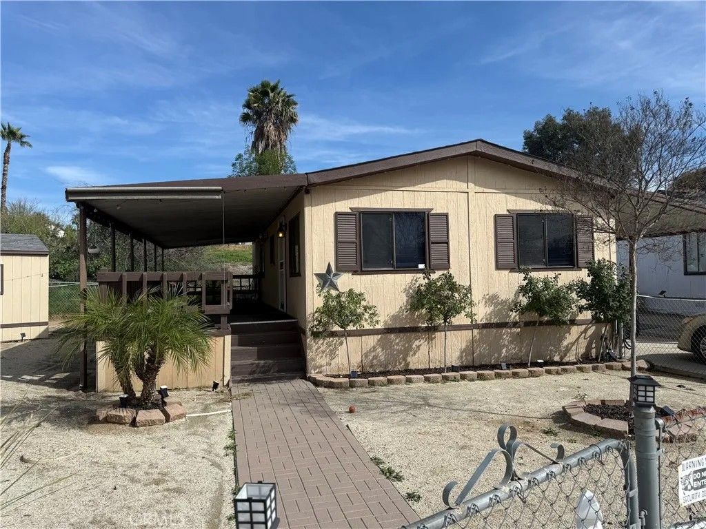 Photo of 15181 Van Buren Blvd, Riverside, CA 92504 (MLS # IV26042759)