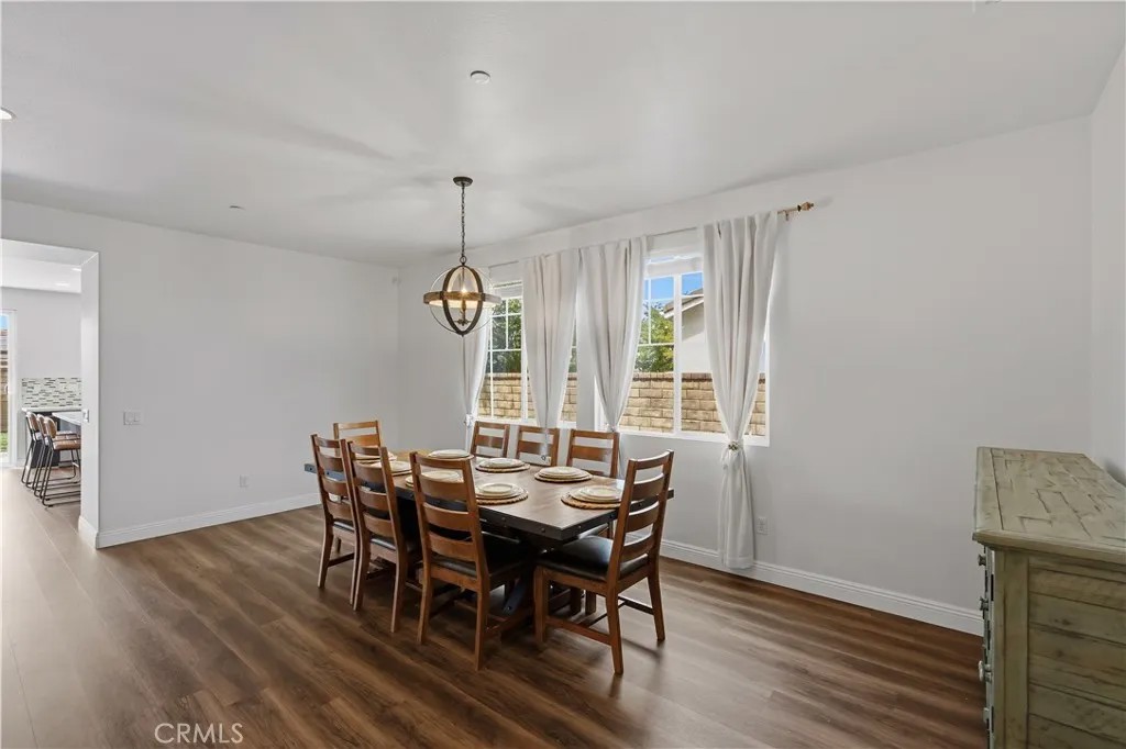 22604 Dragonfly Court