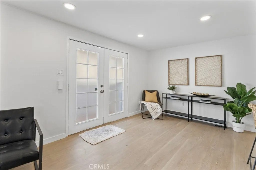 Photo of 23701 Western AVE #121, Torrance, CA 90501 (MLS # PW26124977)