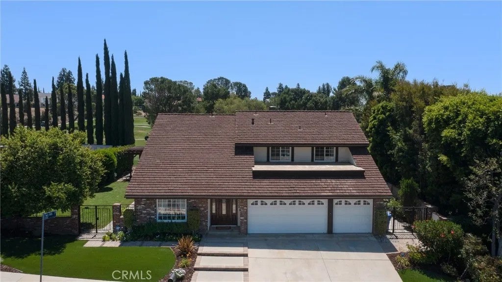 11496 Twin Hills