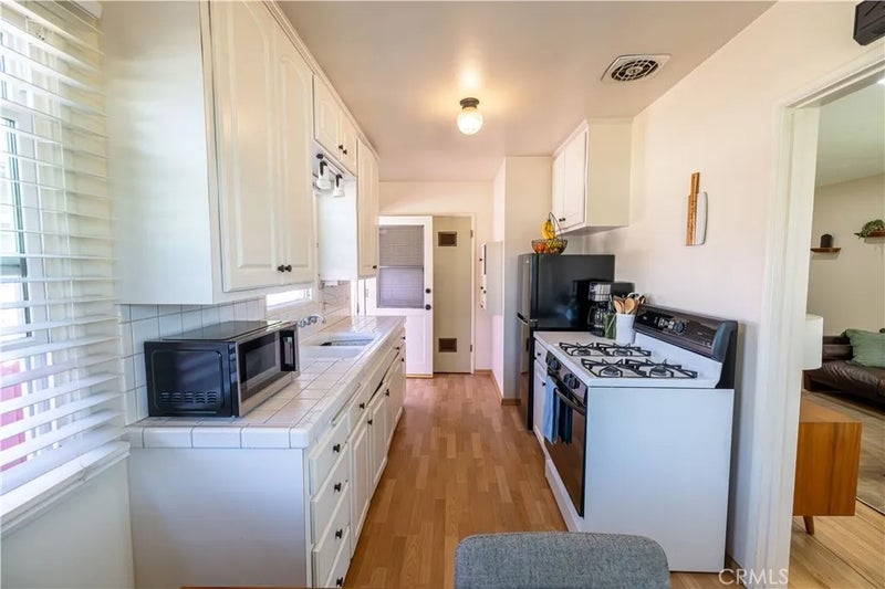 415 S Devon