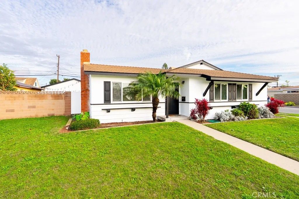 Photo of 13352 Springdale St, Westminster, CA 92683 (MLS # OC25274733)