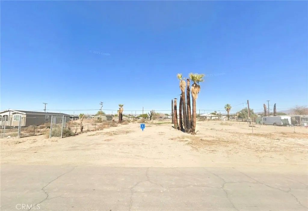 Photo of 118 E 4th St, Niland, CA 92257 (MLS # AR26027798)