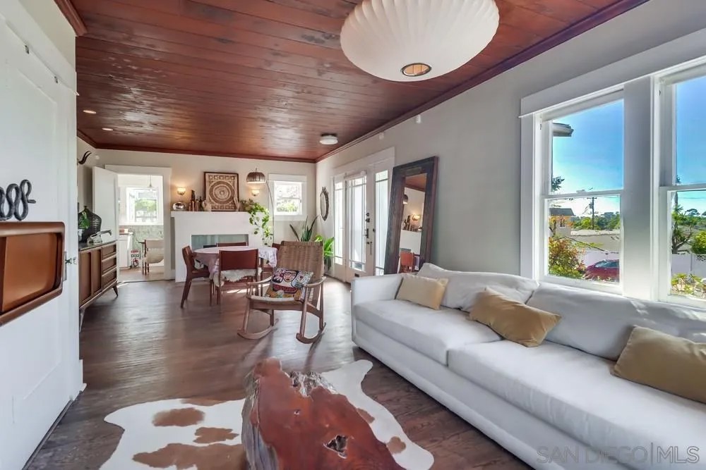 3693 Villa Ter