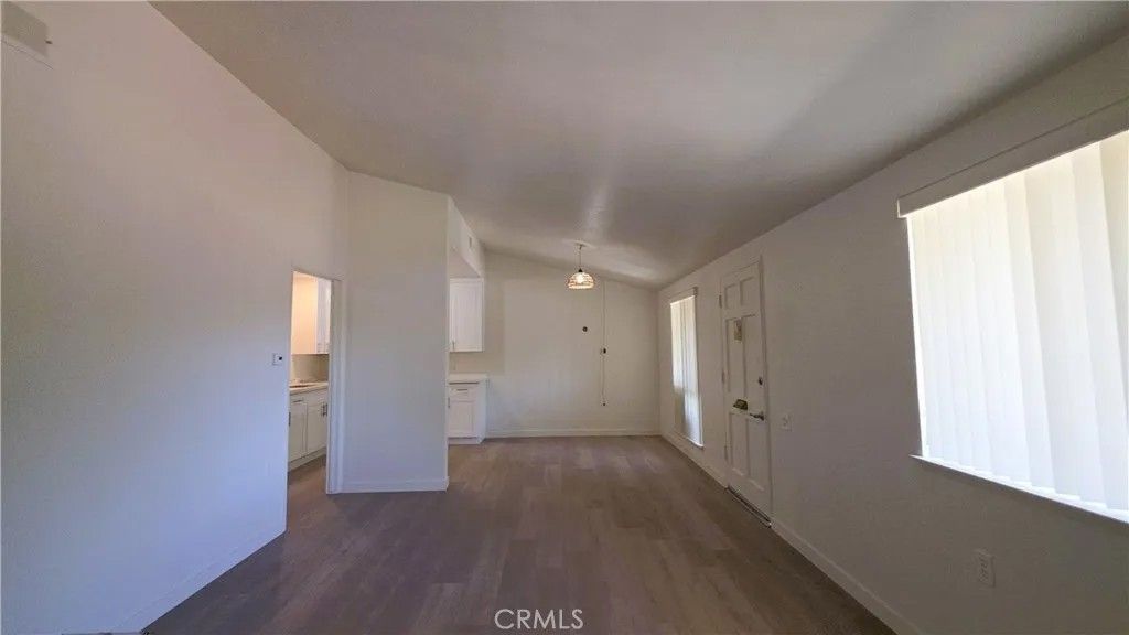Photo of 19364 Avenue Of The Oaks, Newhall, CA 91321 (MLS # GD26094098)