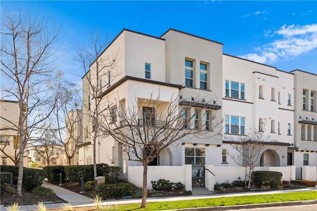 Photo of 188 Fixie, Irvine, CA 92618 (MLS # OC26086865)