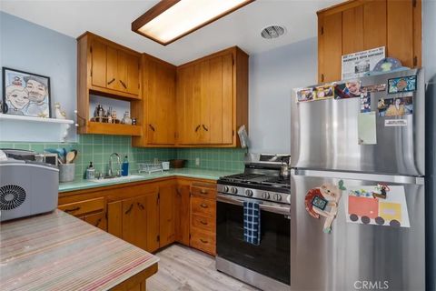 Tiny photo for 16935 S Pacific Avenue, Sunset Beach, CA 90742 (MLS # OC25239454)