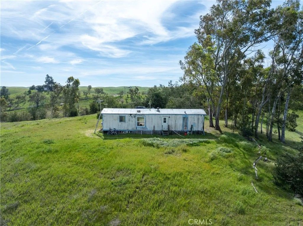 Photo of 3150 Sunburst Rd, Paso Robles, CA 93446 (MLS # NS26046404)