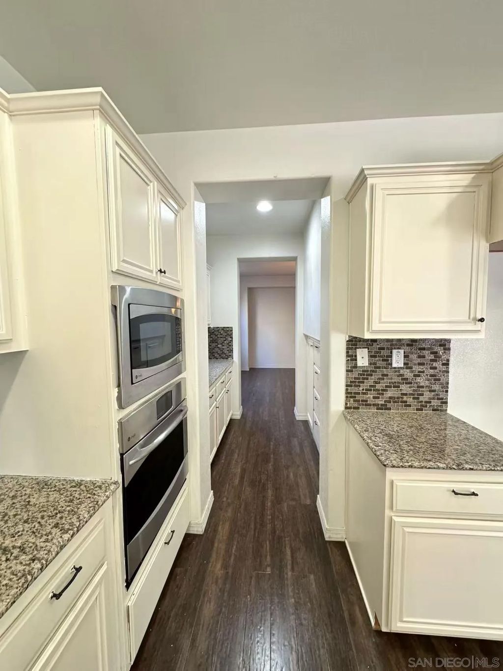 Photo of 1078 Augusta Circle, Oceanside, CA 92057 (MLS # 260008494)