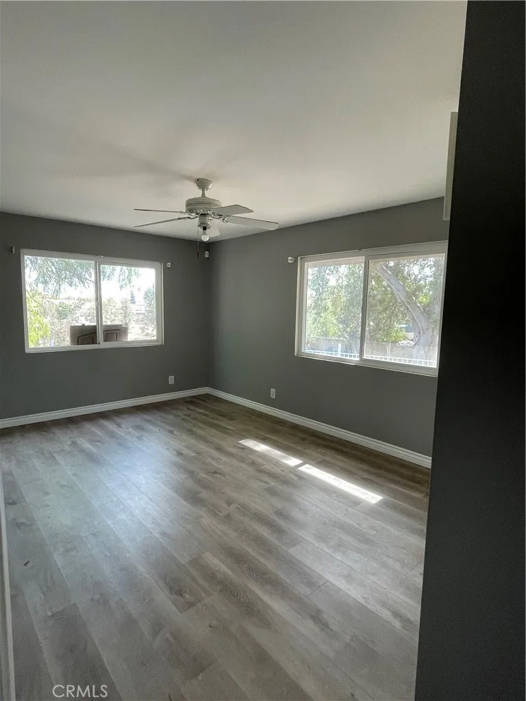 471 W San Jacinto Ave