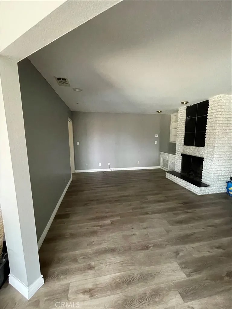 471 W San Jacinto Ave