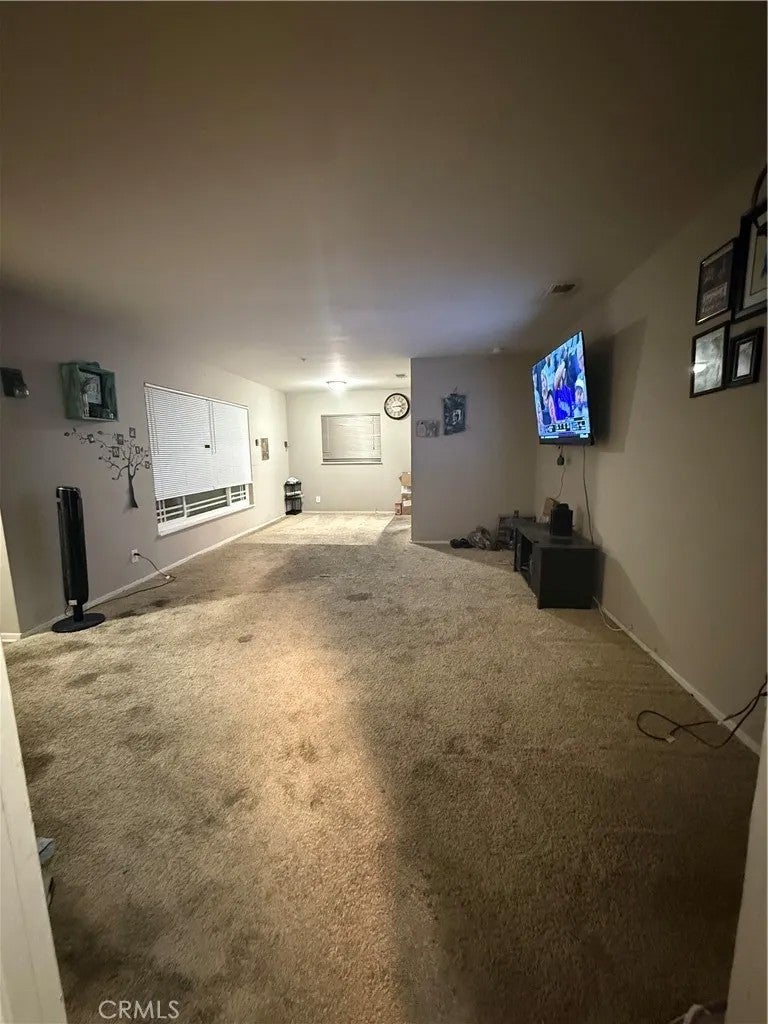 8568 Evergreen