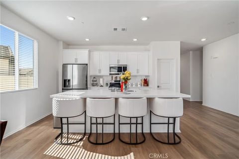 Tiny photo for 45628 E Rachel Avenue, Lancaster, CA 93535 (MLS # SR25251946)