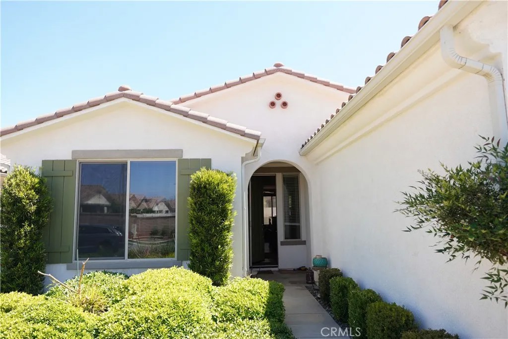 5077 Paseo Famosa