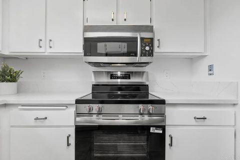 Tiny photo for 4428 Skimmer Way, Oceanside, CA 92057 (MLS # NDP2510273)