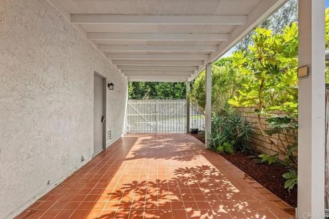 Tiny photo for 4428 Skimmer Way, Oceanside, CA 92057 (MLS # NDP2510273)
