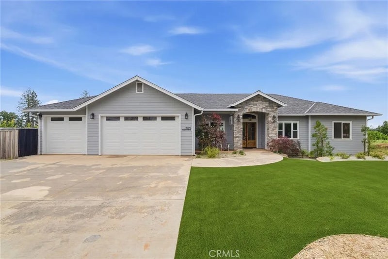 1525 Forest Circle