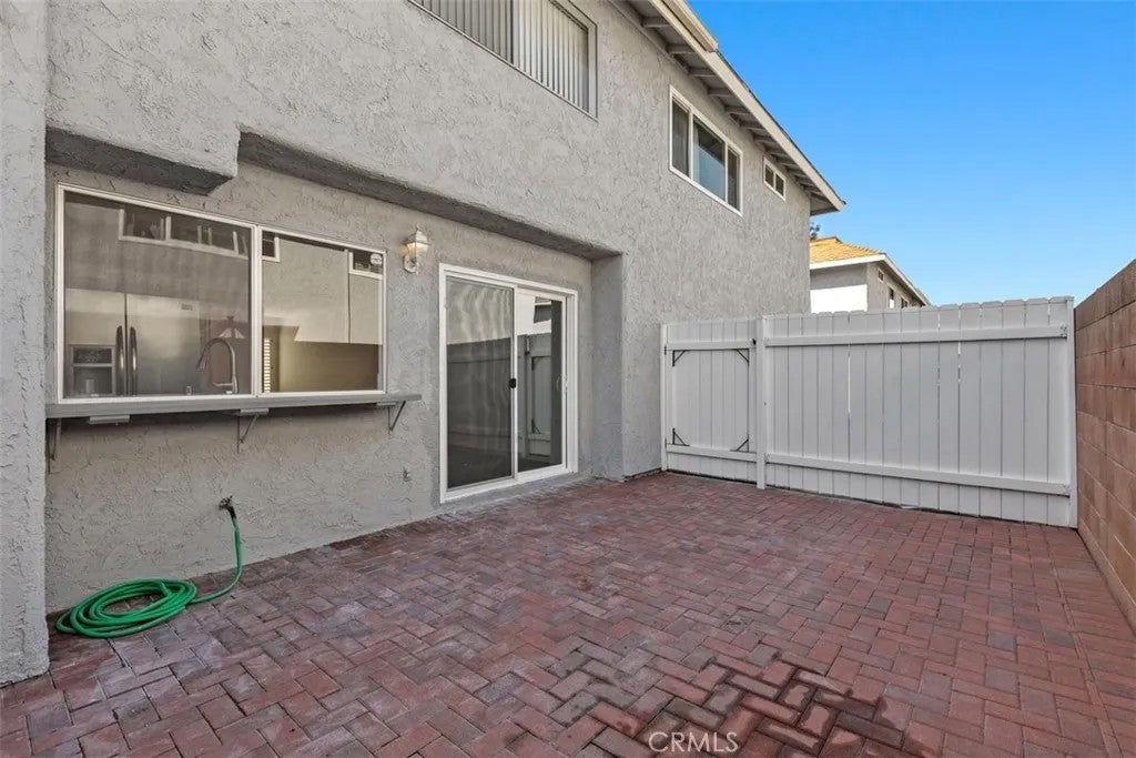 9685 Pettswood