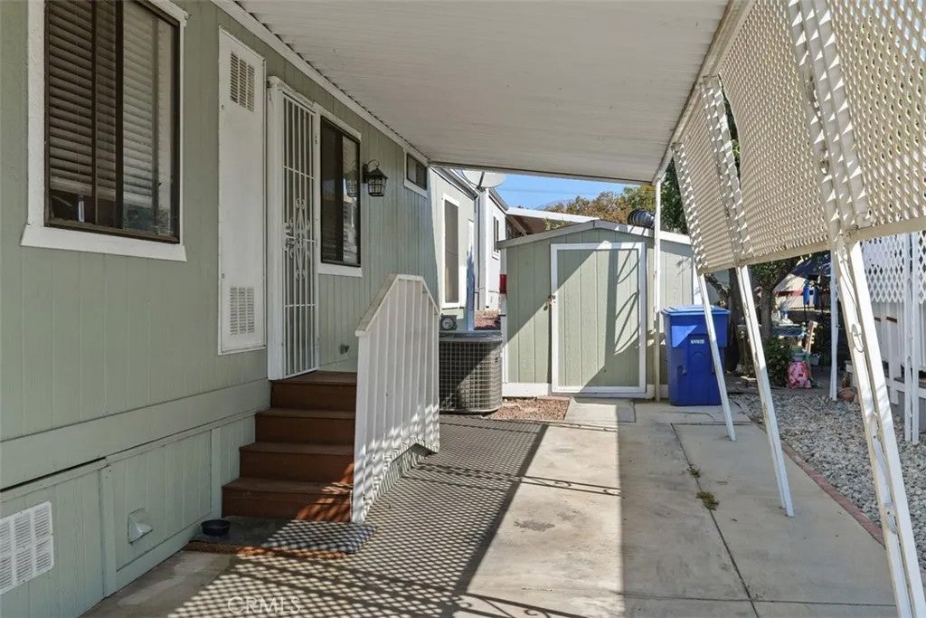 1456 E Philadelphia St Spc 303
