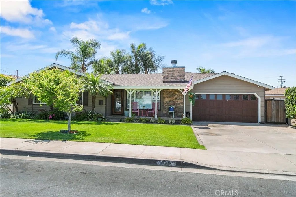 8651 La Homa