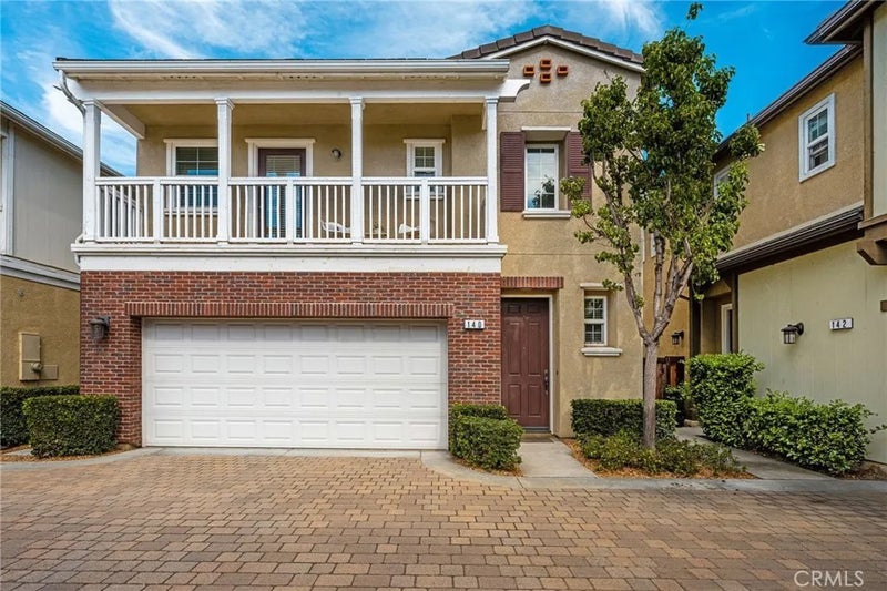 140 W Cork Tree