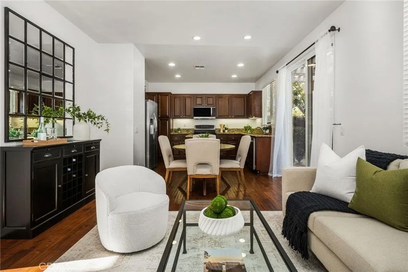 140 W Cork Tree