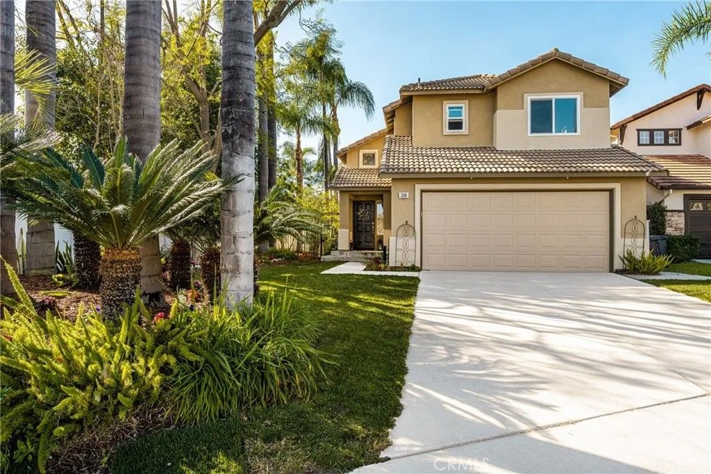 Photo of 39 Touraine Place, Lake Forest, CA 92610 (MLS # OC26012874)