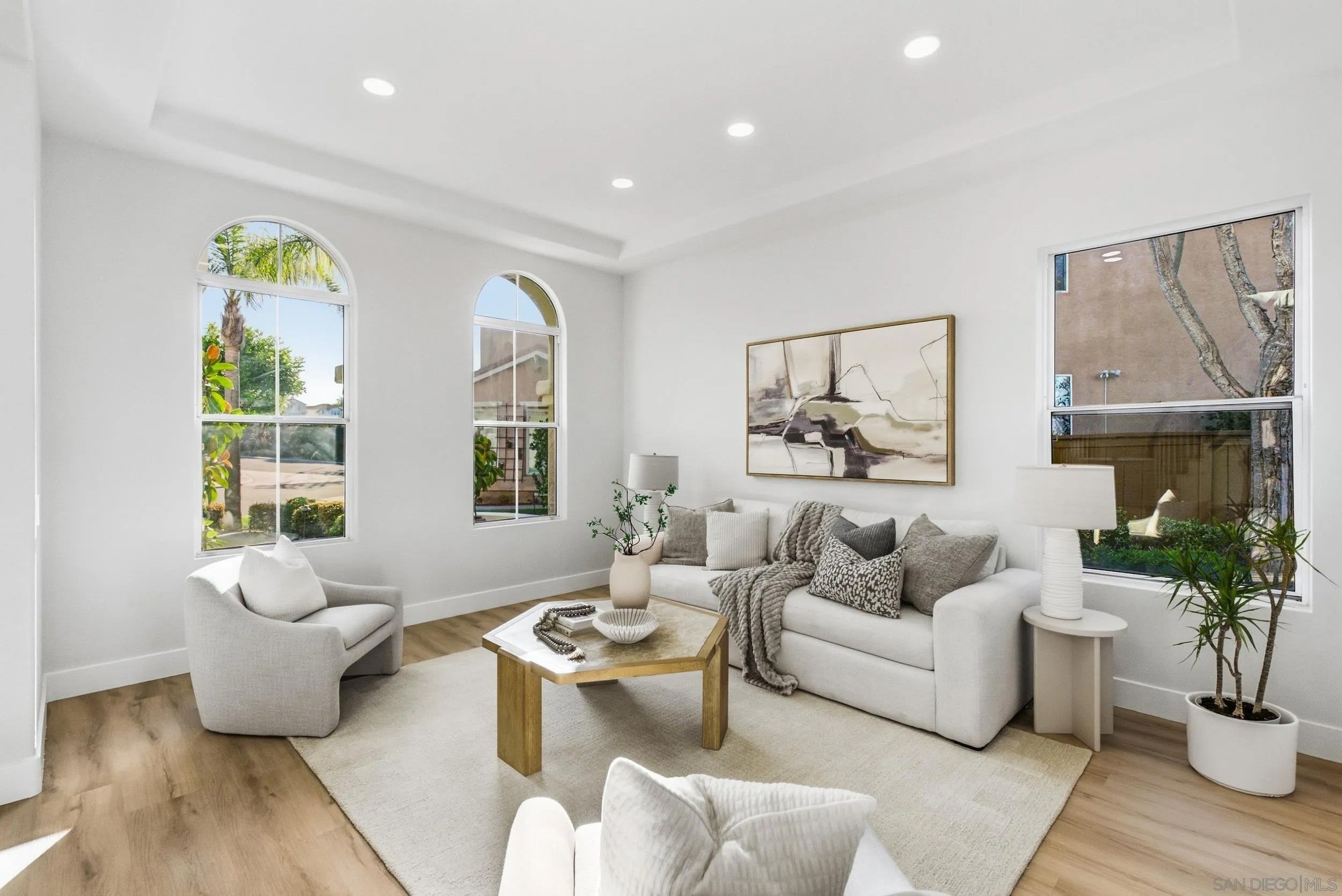 12086 Little Silver Ct