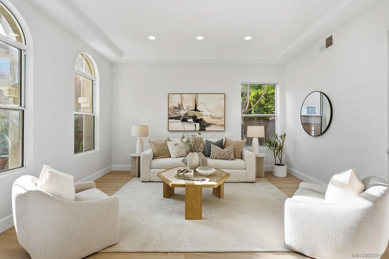12086 Little Silver Ct