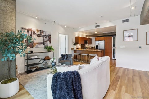 Tiny photo for 800 The Mark Lane #607, San Diego, CA 92101 (MLS # 260020035)