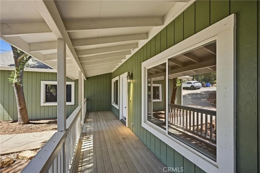 18120 N Shore