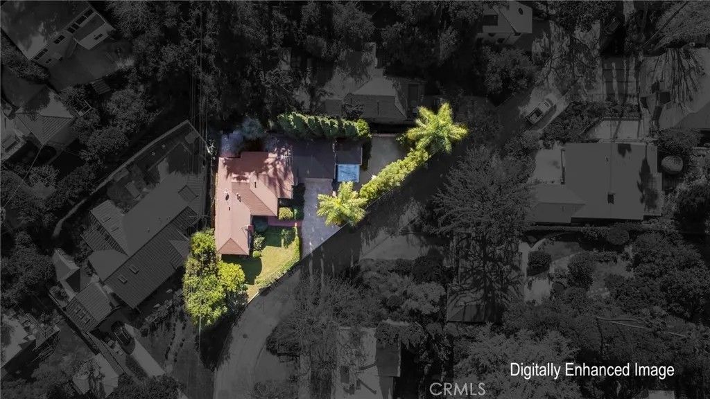 Photo of 1948 Monon, Los Angeles, CA 90027 (MLS # AR26012245)