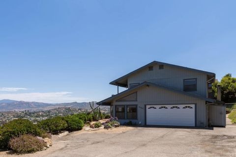 Photo of 8764 1/4 Golden Ridge, Lakeside, CA 92040 (MLS # 260011817)