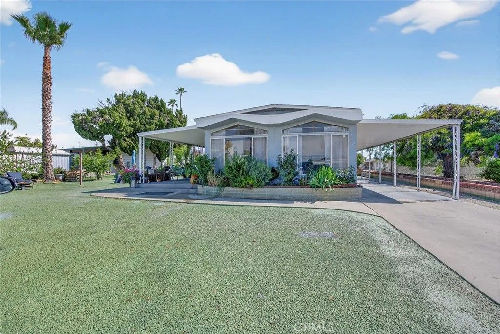 Photo of 780 Santa Clara Circle, Hemet, CA 92543 (MLS # IG26059051)