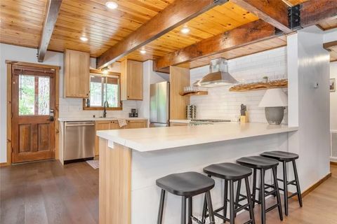 Tiny photo for 42535 Avalon Road, Big Bear Lake, CA 92315 (MLS # IG25241139)