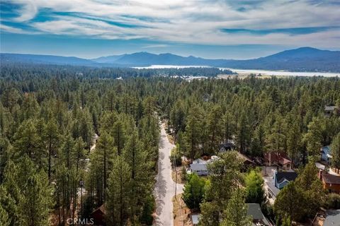 Tiny photo for 42535 Avalon Road, Big Bear Lake, CA 92315 (MLS # IG25241139)