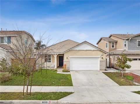 Photo of 30535 Ridgely Way, Menifee, CA 92584 (MLS # CV26020155)