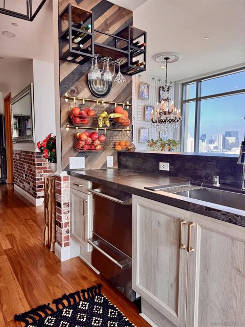 Tiny photo for 165 6Th Ave #2501, San Diego, CA 92101 (MLS # 250036609)