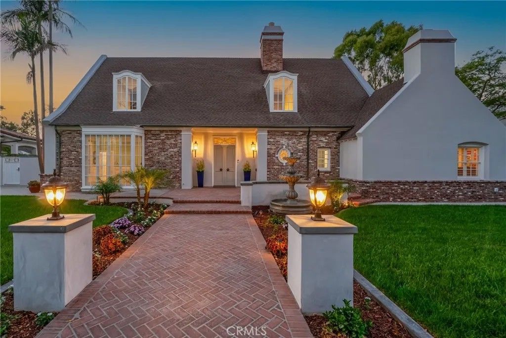 Photo of 4217 Cedar Ave, Long Beach, CA 90807 (MLS # PW26022642)