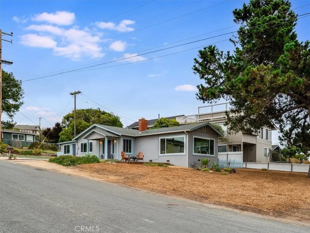 670 Olive Street