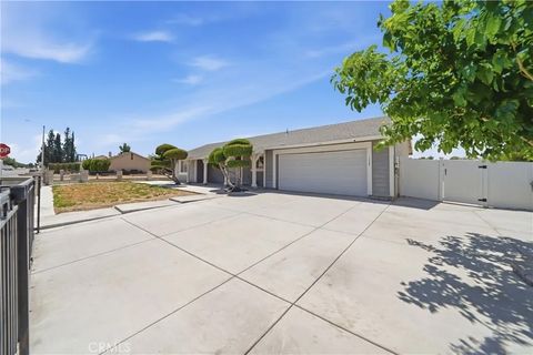 Tiny photo for 12500 Pacoima RD, Victorville, CA 92392 (MLS # DW26098946)
