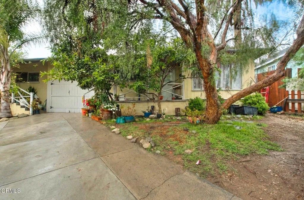 Photo of 253 Plymouth Drive, Pasadena, CA 91104 (MLS # P1-26039)