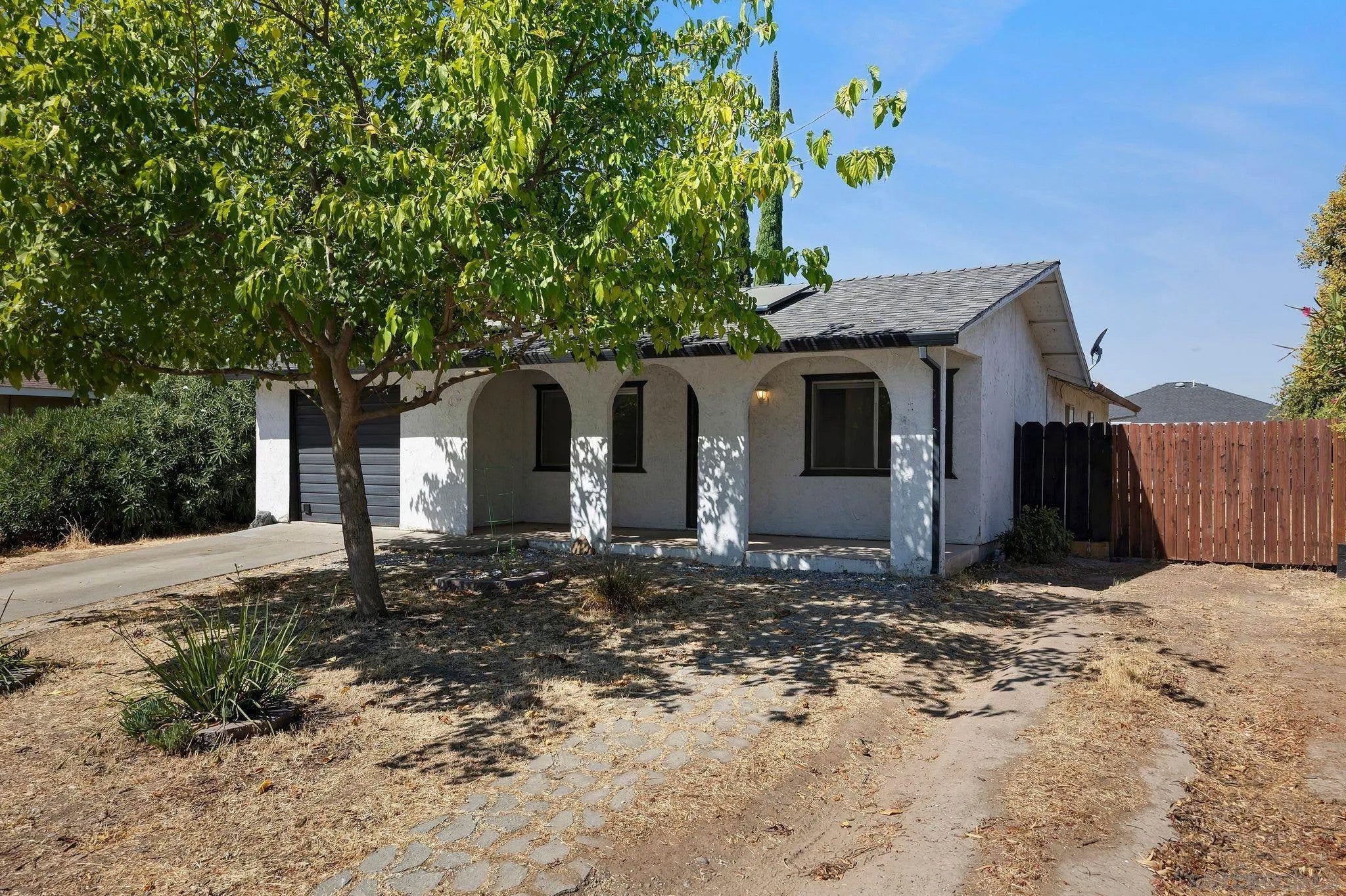 918 Corvina Dr