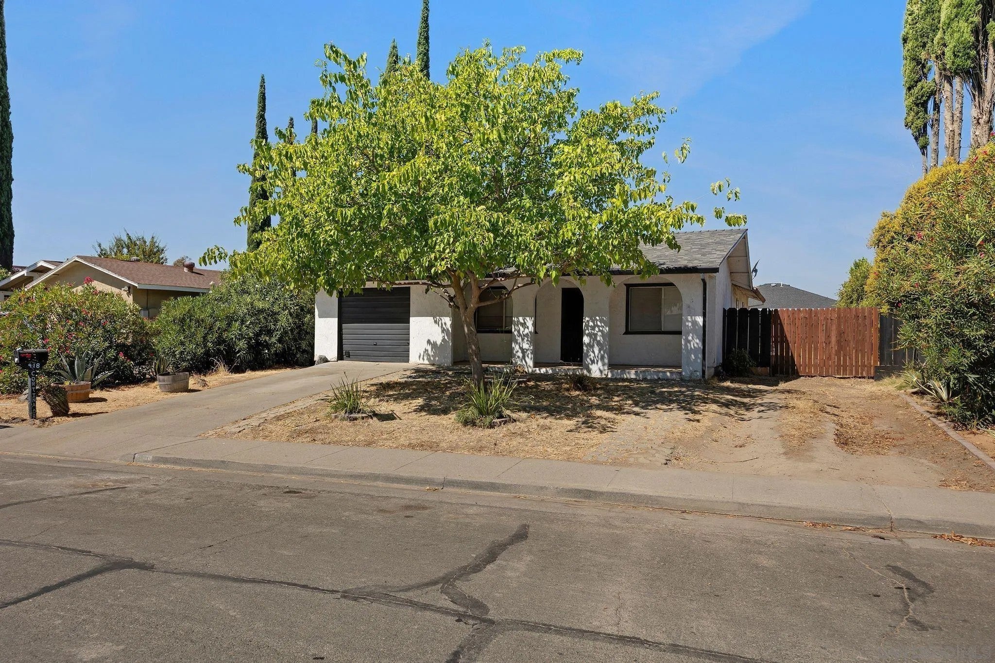 918 Corvina Dr