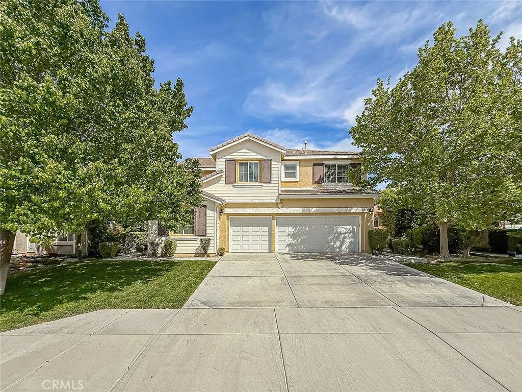 Photo of 43864 Firewood Way, Lancaster, CA 93536 (MLS # SR26074126)