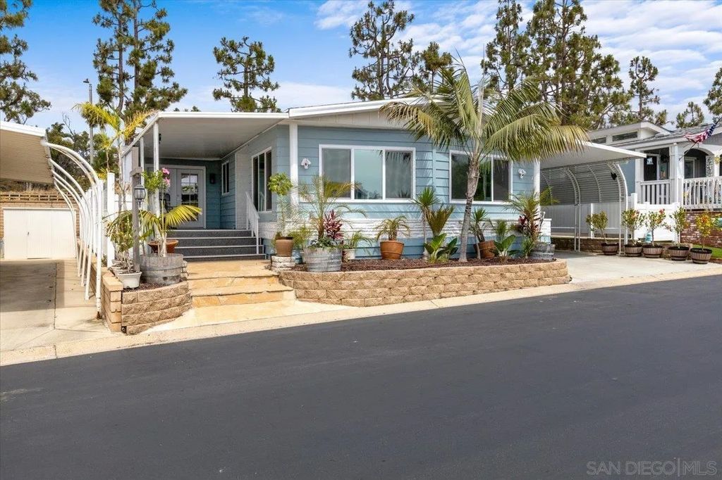 Photo of 7326 San Bartolo Street #220, Carlsbad, CA 92011 (MLS # 260011794)
