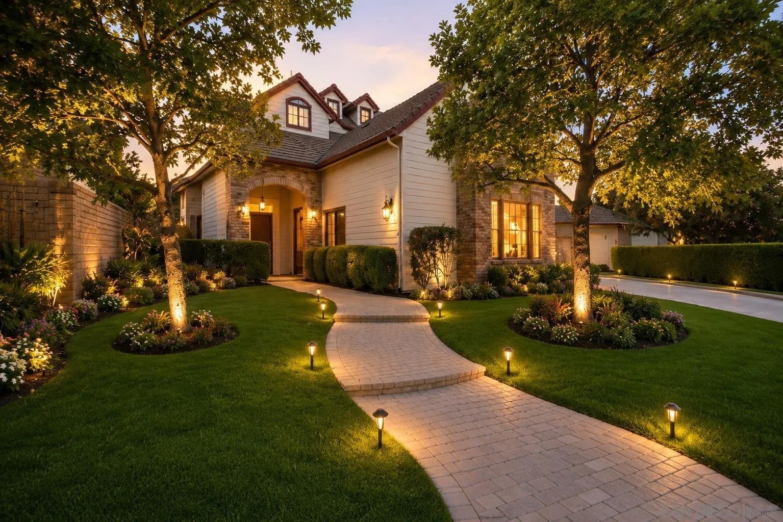 12686 Fairbrook