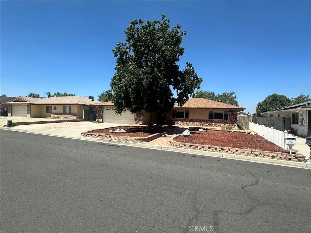 Photo of 25121 Wagner WAY, Hemet, CA 92544 (MLS # IV26119948)