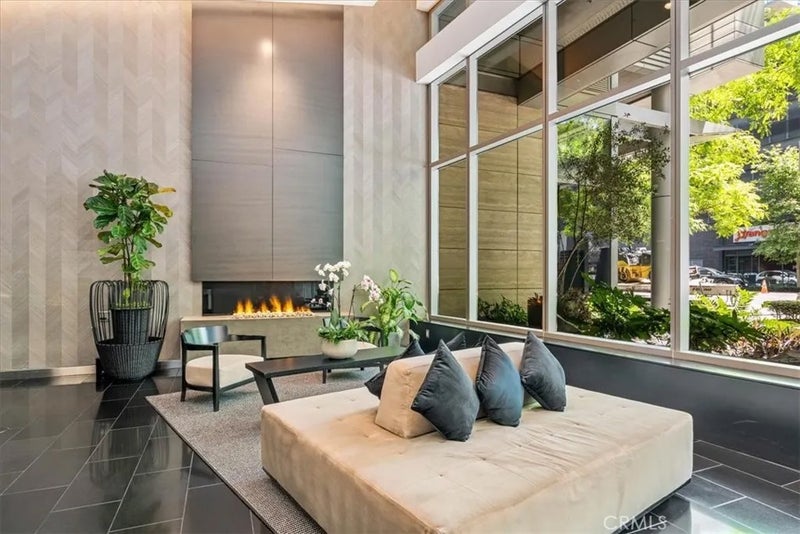 1155 S Grand 426